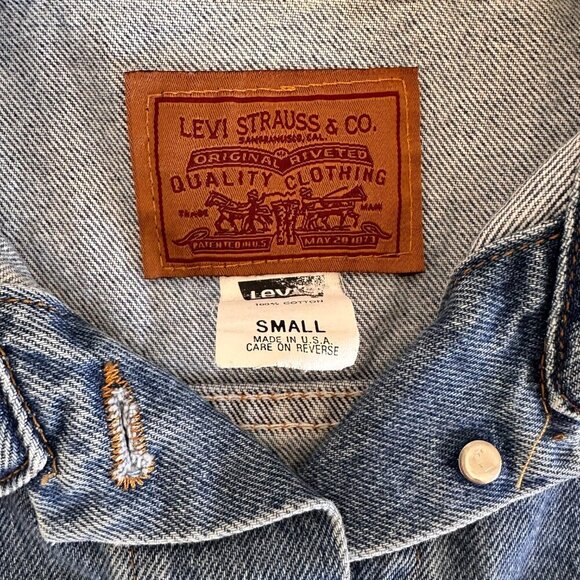 Levi’s Medium Wash Denim Jacket Vest | Women’s S - Picture 4 of 4